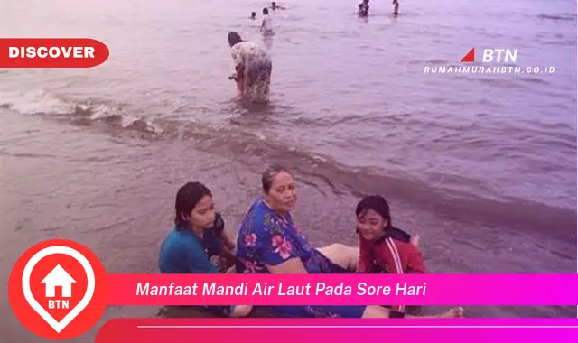 manfaat mandi air laut pada sore hari